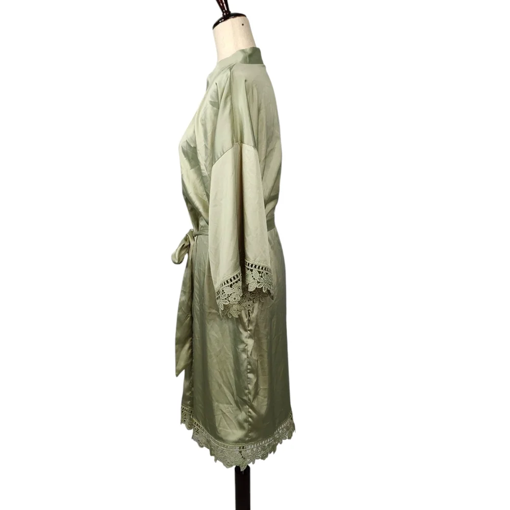 Dusty Sage Satin Lace Bridesmaid Robe Floral Wedding Getting Ready Robe